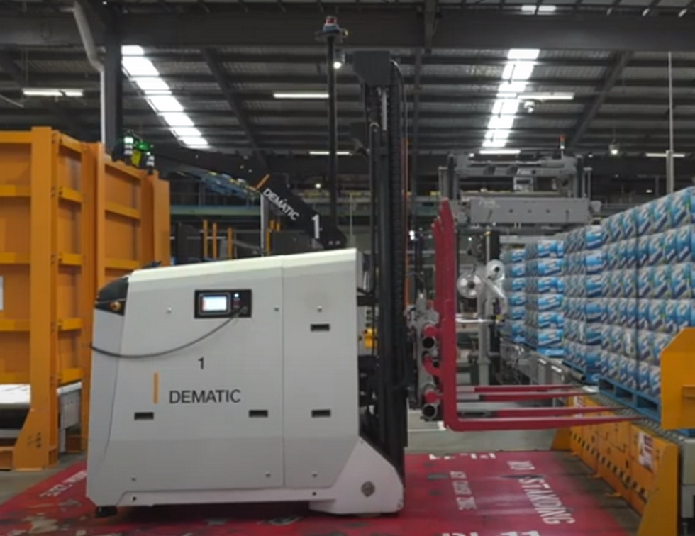 Counterbalance AGVs by Dematic
